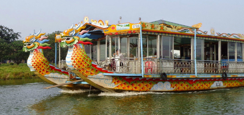 Dragon Boat On Perfume River Half Day Tour – Private Tour