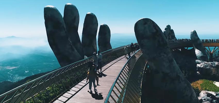 Golden Bridge Da Nang-Hand Bridge In Ba Na Hills - Must To See This Place