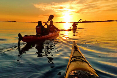 sunset kayak on thu bon